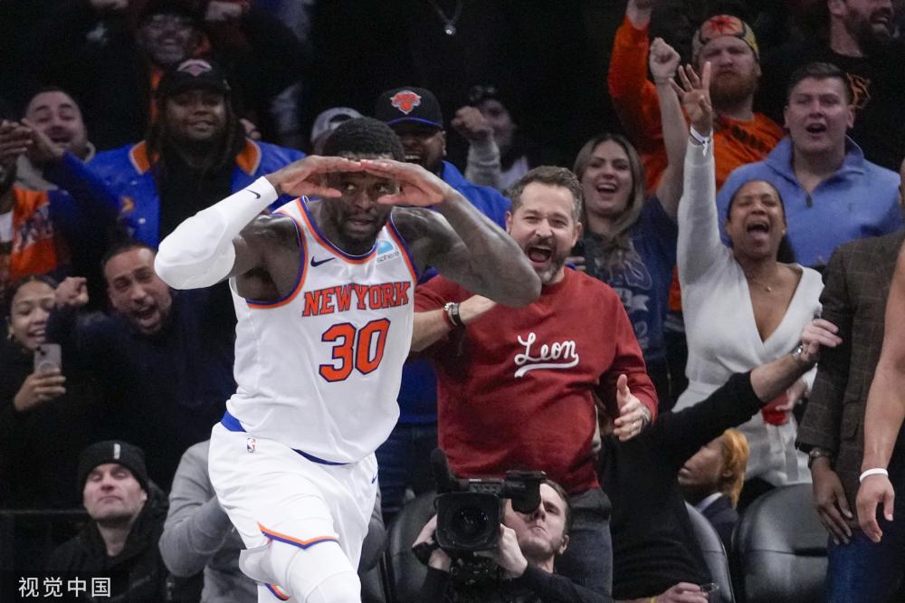 锋线的迅速 锋线的迅速