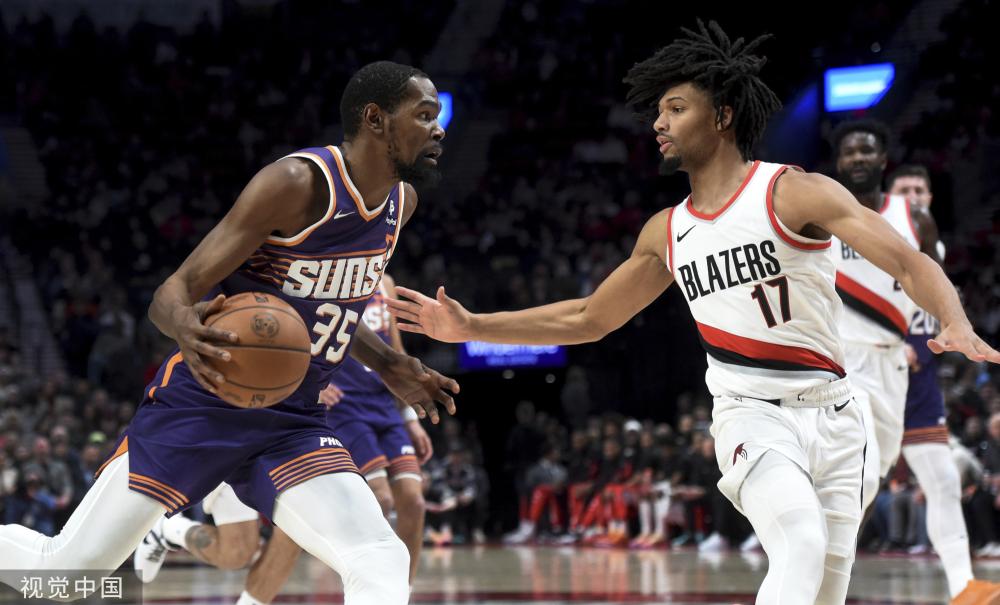 自然流露的 自然流露的